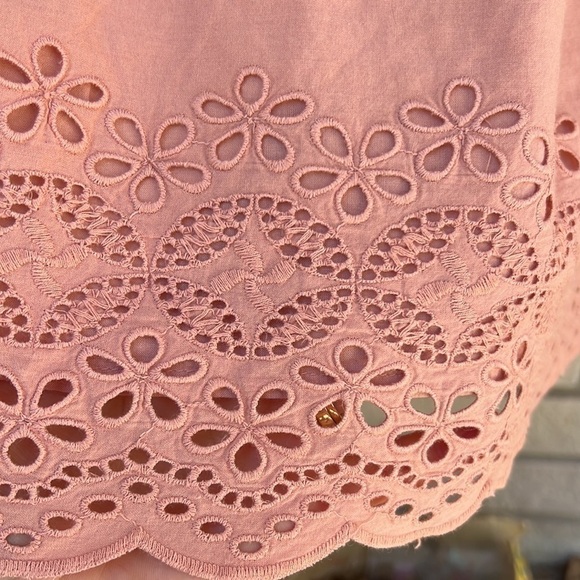 GAP Blush Colour Eyelet Blouse/Tunic M (8) - Picture 3 of 7